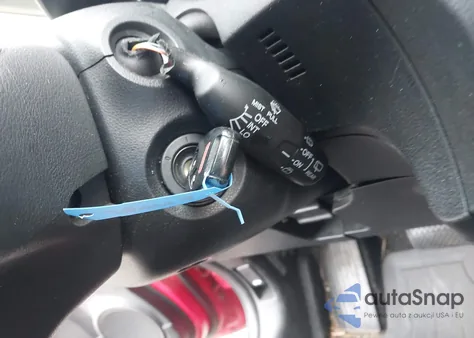 2013 Honda Fit z USA, uszkodzony, nr VIN JHMGE8H3XDC026184